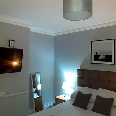 Caversham Lodge-3